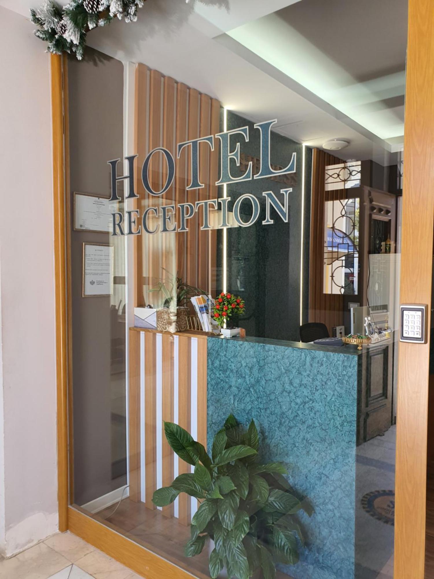 Heiress Hotel Sarande Exterior photo