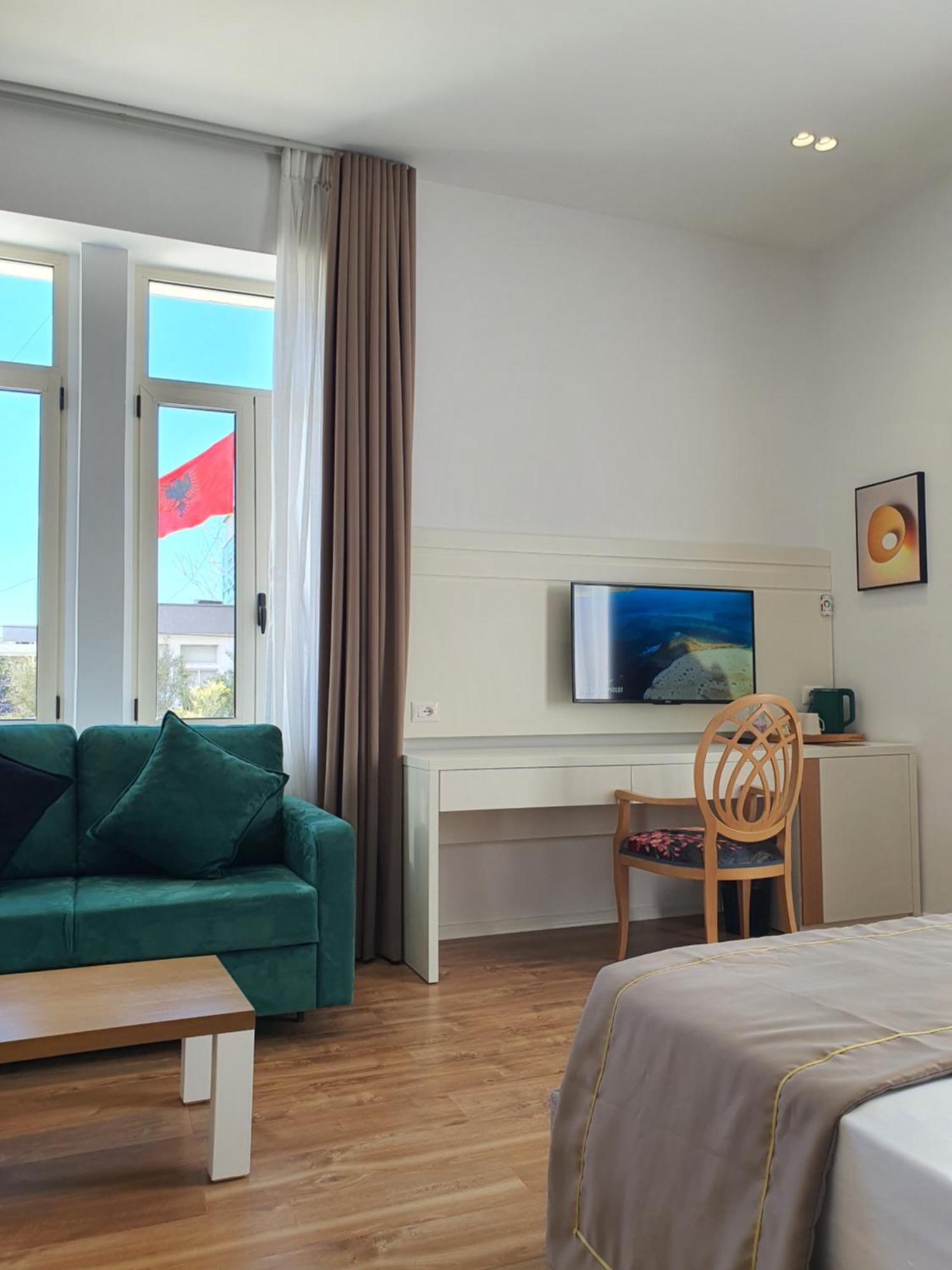 Heiress Hotel Sarande Exterior photo